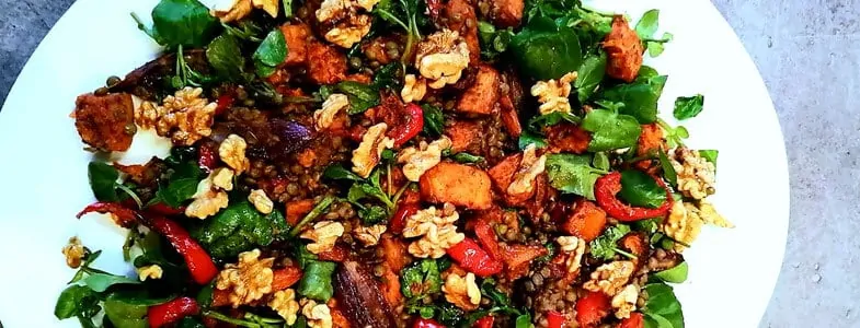 Salade chaude de courge rôtie aux épices