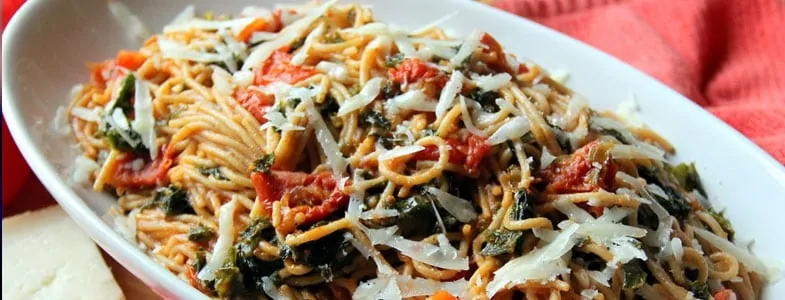 One pot pasta aux tomates séchées et chou kale